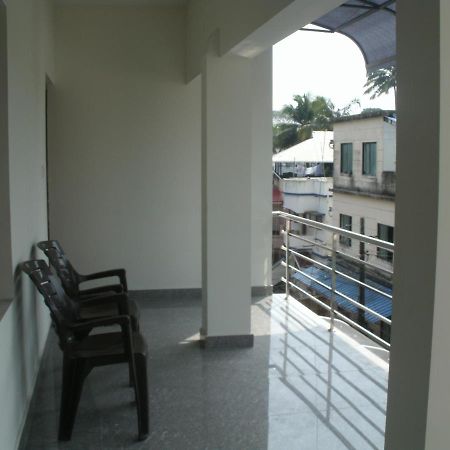 Jacaranda Holiday Home Kochi Exteriör bild