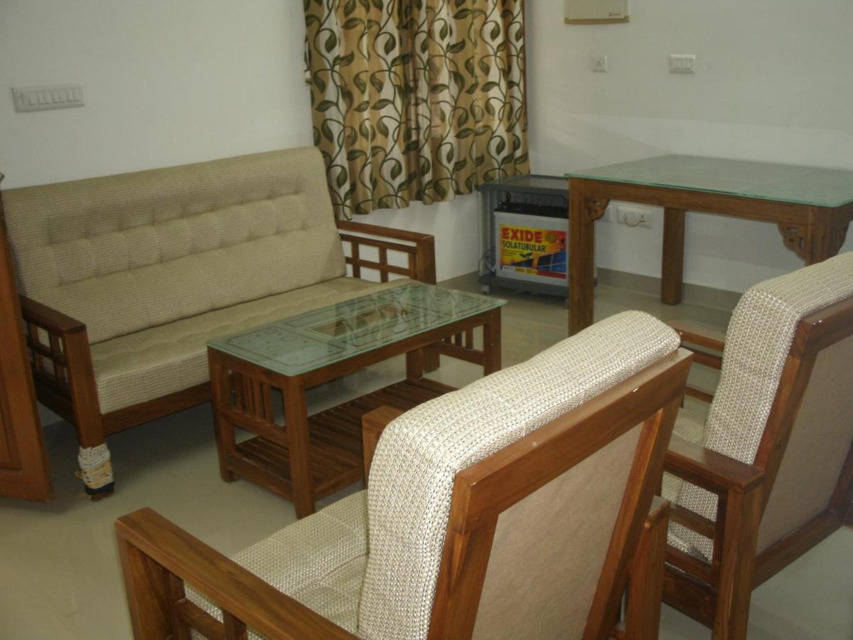 Jacaranda Holiday Home Kochi Exteriör bild